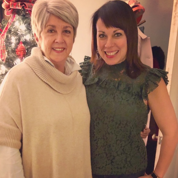 Ann Taylor lace top - Picture 3 of 4